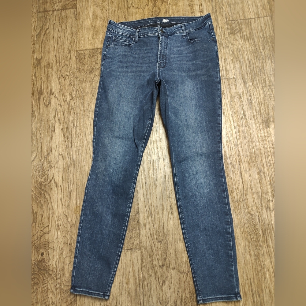 Old Navy high rise super skinny rockstar Women's Size 14 Tall
